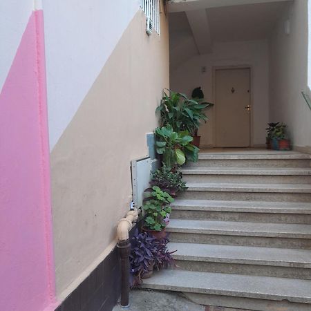 City Center Apartment Niko 04 Tirana Esterno foto