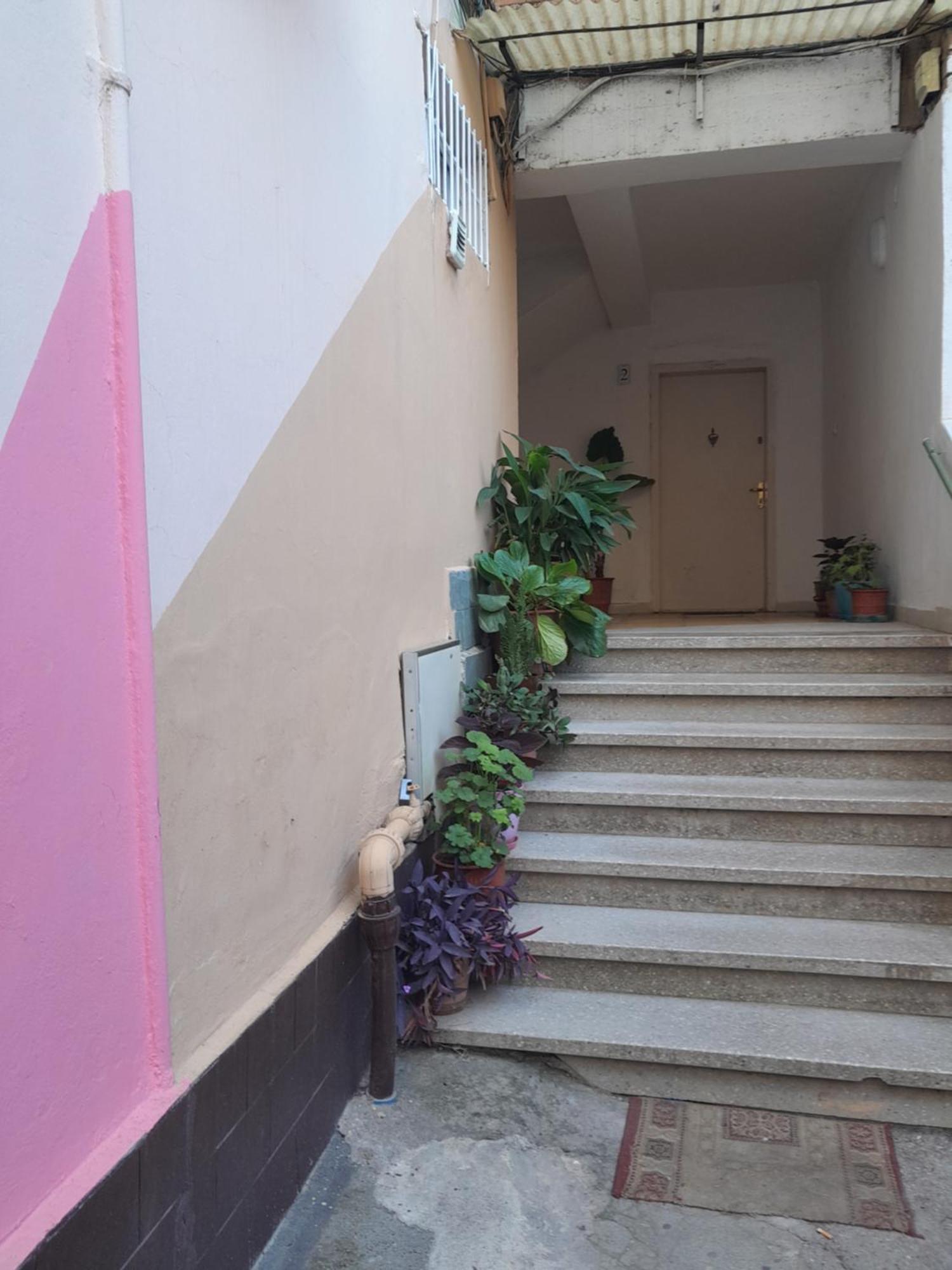 City Center Apartment Niko 04 Tirana Esterno foto